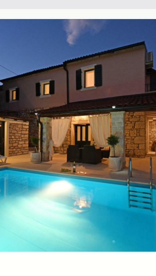 Lory Sveti Lovrec Pazenaticki Exterior foto