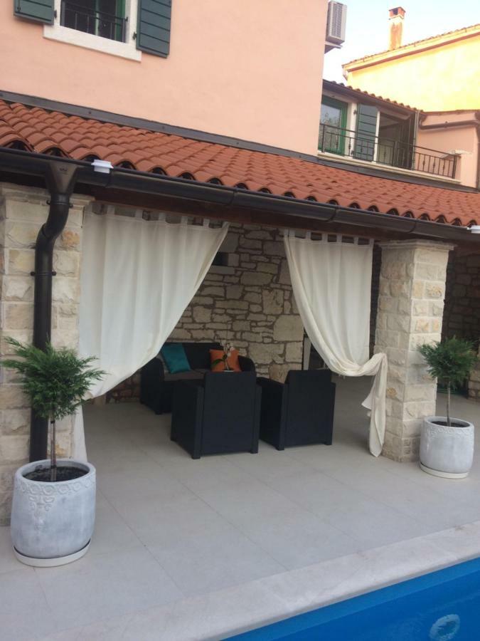 Lory Sveti Lovrec Pazenaticki Exterior foto